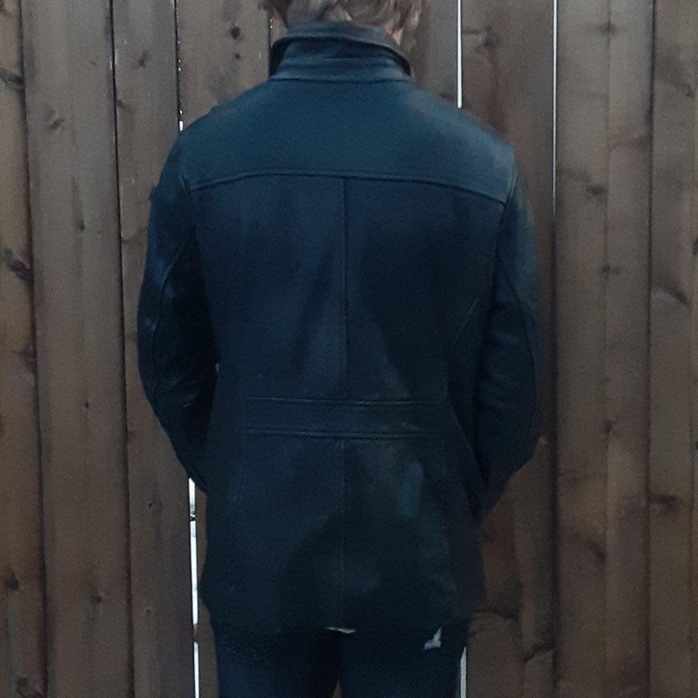 Leather Jacket. - Picture 2 of 8